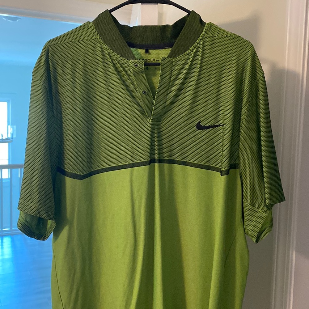 Men’s XL Nike Dri-fit golf polo